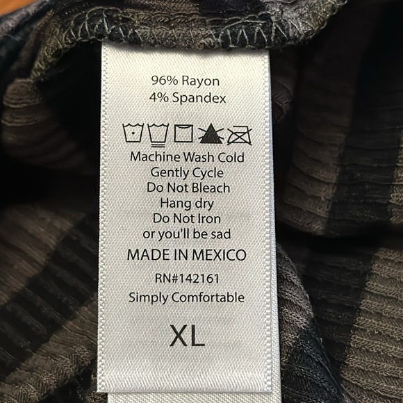 NWT LulaRoe Courtney Polo shirt - Picture 4 of 4